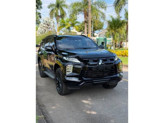 MITSUBISHI PAJERO SPORT 2.4 16V MIVEC TURBO DIESEL LEGEND BLACK AWD AUTOMÁTICO MITSUBISHI PAJERO SPORT 2.4 16V MIVEC TURBO DIESEL LEGEND BLACK AWD AUTOMÁTICO